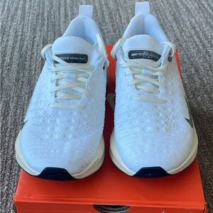 NWT Nike infinity reactx women’s size 7
